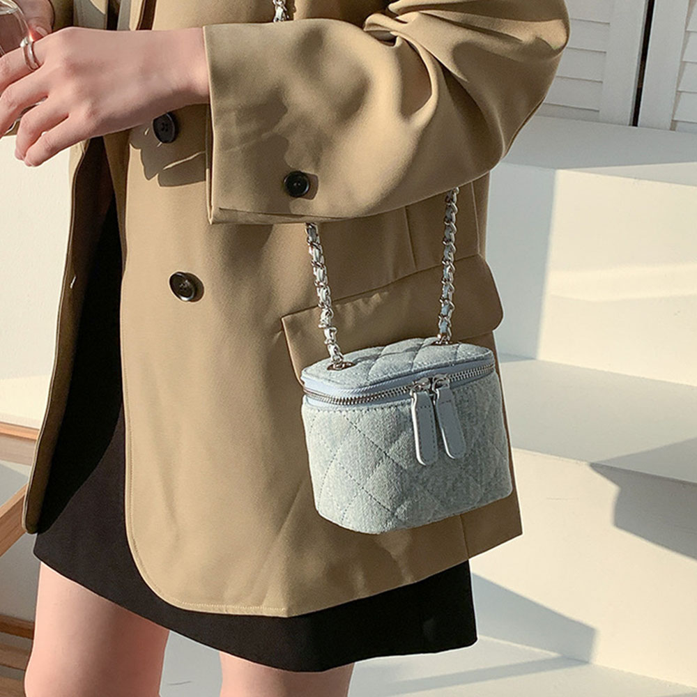 Chain Crossbody Quilted - Dompet Selempang Kotak Berlapis Kecil untuk