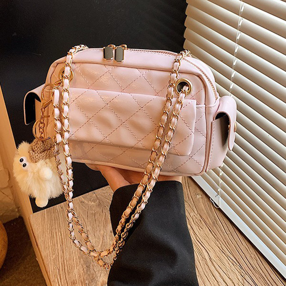 Chain Crossbody Quilted - Tas Selempang Desain Rantai Pola Quilted