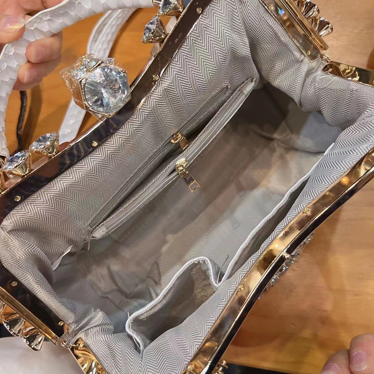 Tas jinjing atas berlian imita - Structured Handbag Top Handle ulasan dan harga